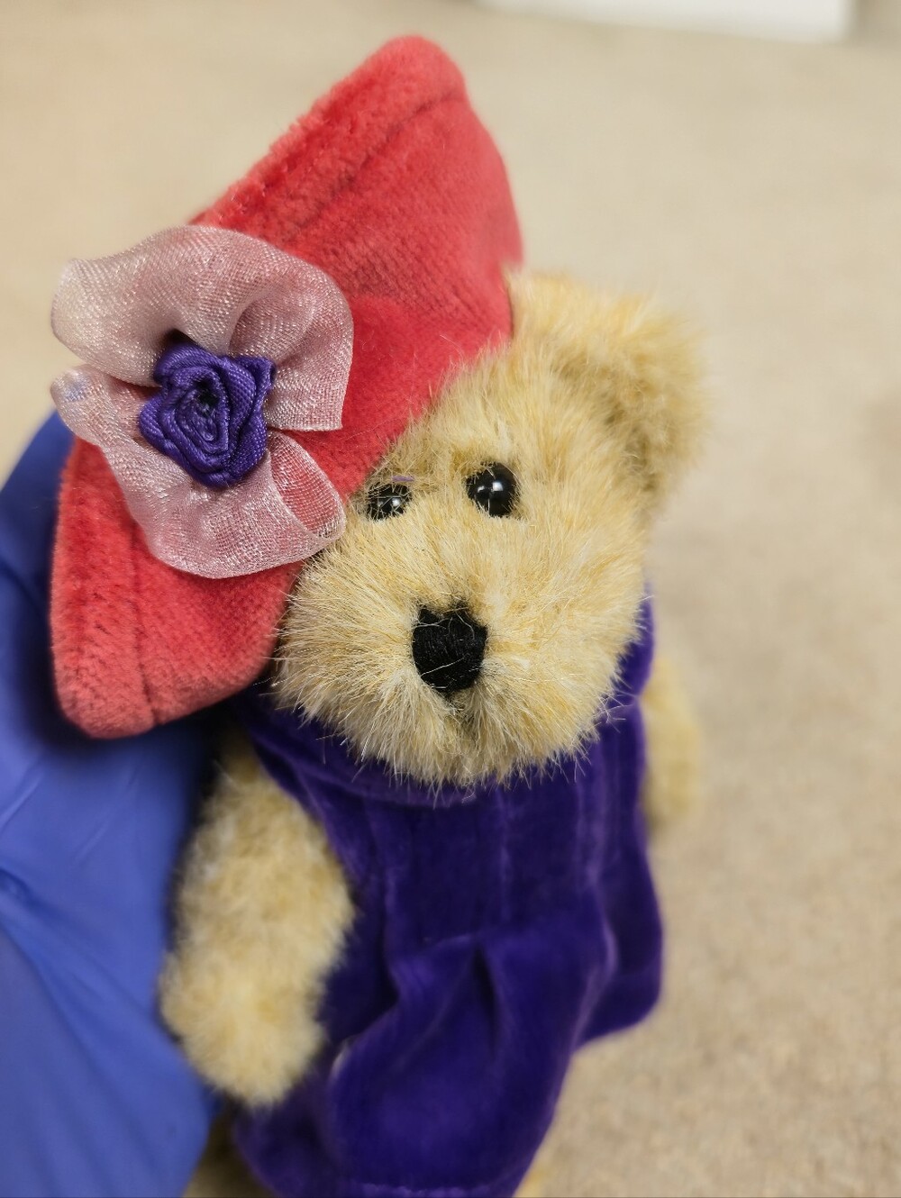 Boyds Bears "Ima Lotsafun" #914000 10” Red Hat Society Purple & Red Bear